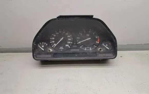 BMW 5 E34 Speedometer (instrument cluster)