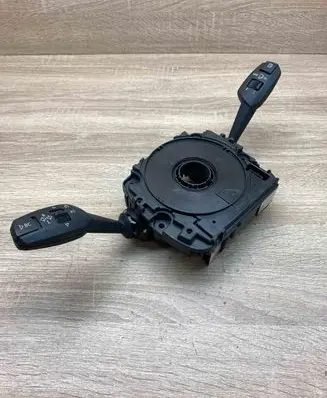 BMW 1 E81 E87 Wiper turn signal indicator stalk/switch 6962666 014183