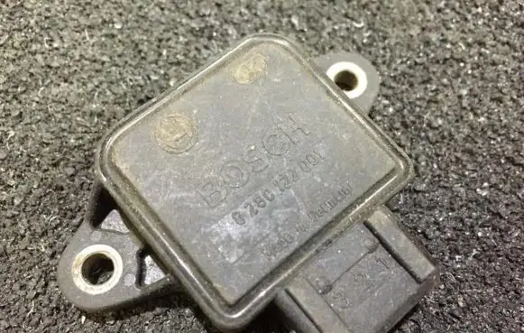 Opel Omega B1 Throttle valve position sensor 0280122001