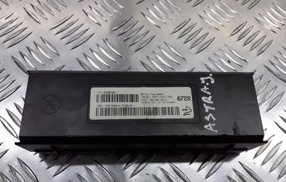 Opel Astra J Air conditioner control unit module 13586728