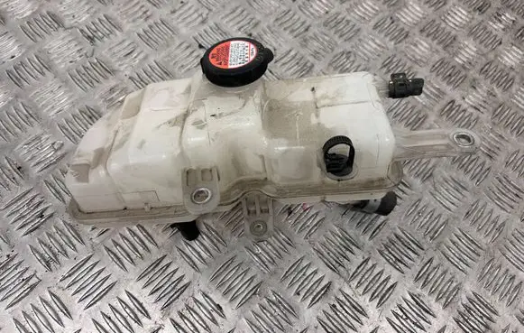 Toyota Mirai Coolant expansion tank/reservoir