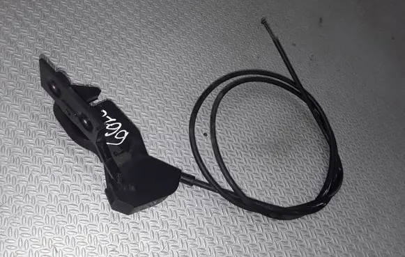 Opel Corsa D Engine bonnet (hood) release handle 13186912