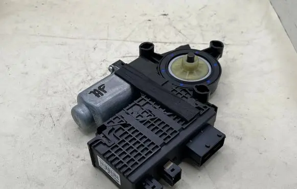 KIA Ceed Rear glass lock/latch C617 9674032480