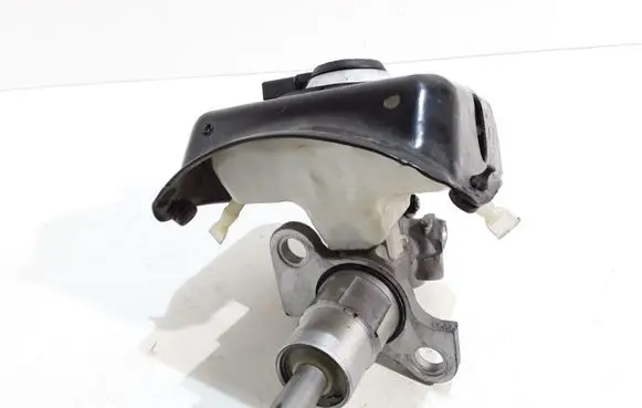Audi A6 S6 C5 4B Master brake cylinder