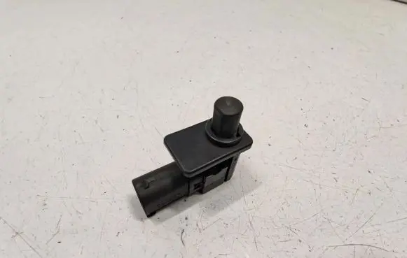 BMW 3 E46 Bonnet alarm switch sensor 4157962 61314157962 61314837182