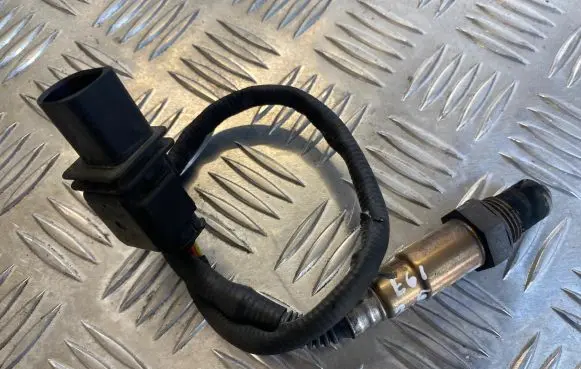 BMW 5 E60 E61 Lambda probe sensor 7791592 0281004019 1928404682