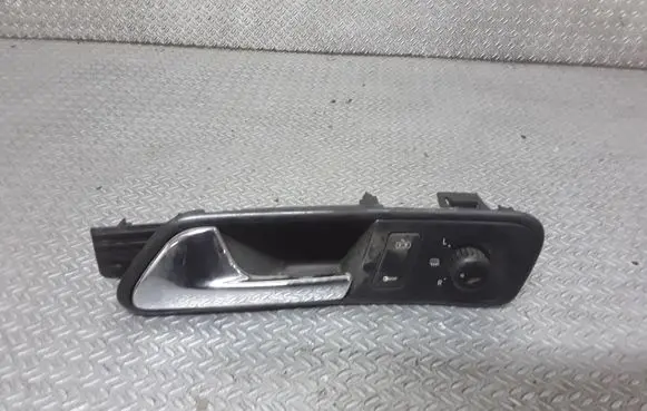 Seat Alhambra (Mk1) Front door interior handle 1T1837113C