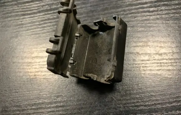 BMW 1 F20 F21 Other engine bay part 9252800