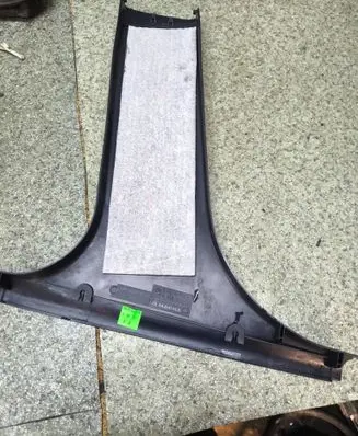 BMW 3 E46 (B) pillar trim (bottom) E4645143 8198682