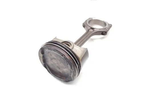 Hyundai i10 Piston with connecting rod G4LA