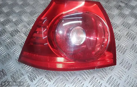 Volkswagen Golf IV Rear/tail lights 1k6945095q