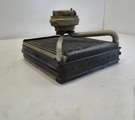 Volkswagen Polo Air conditioning (A/C) radiator (interior) 