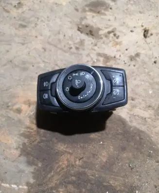 Ford Transit Custom Light switch 10107098