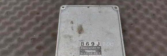Mazda MX-3 Engine control unit/module B69J18881Z 9707979358