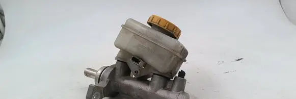 Subaru Impreza III Brake fluid reservoir AG010