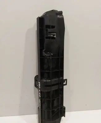 BMW 3 E90 E91 Radiator mount bracket 7524912