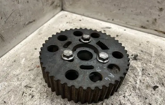 Volkswagen PASSAT B6 Crankshaft gear 038109111E