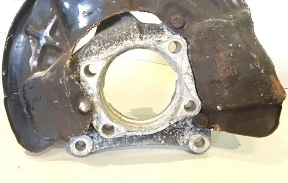 Volvo S60 Front wheel hub spindle knuckle 9461943 P30639997 T125205