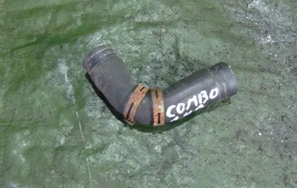 Opel Combo C Engine coolant pipe/hose