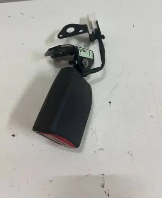 Mazda CX-3 Rear seatbelt buckle