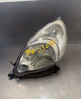 Toyota Yaris Verso Headlight/headlamp 52089