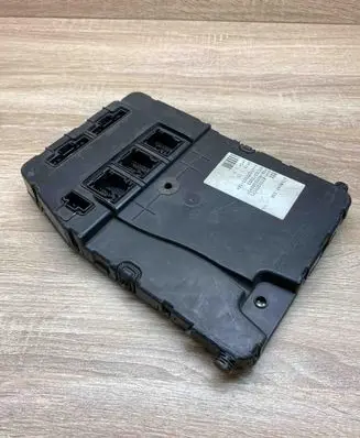 Renault Megane II Comfort/convenience module 8200305575 8200280937