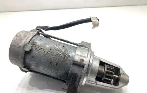 Mercedes-Benz A W176 Starter motor A6459060800