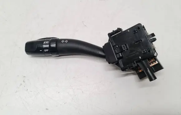 Hyundai Santa Fe Indicator stalk 202004729