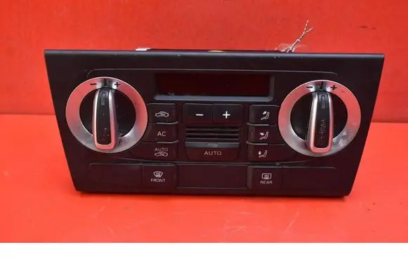 Audi Q3 8U Climate control unit 8U0820043B