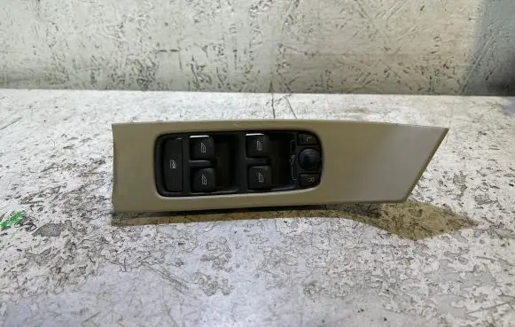 Volvo XC60 Electric window control switch 31334346 10W494 SWEB02