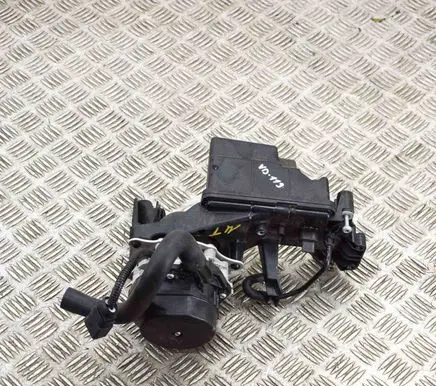 Porsche Macan (95B) Secondary air pump 94611013077 94611302230