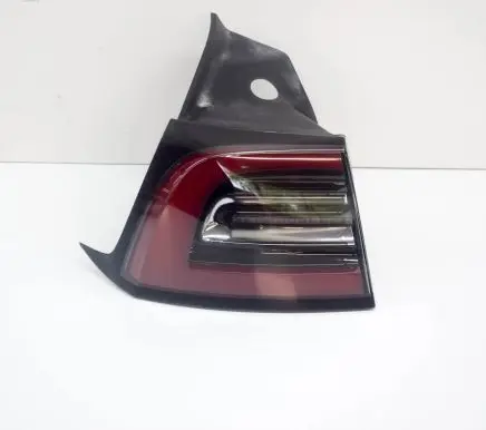Tesla Model 3 Rear/tail lights 107739700E