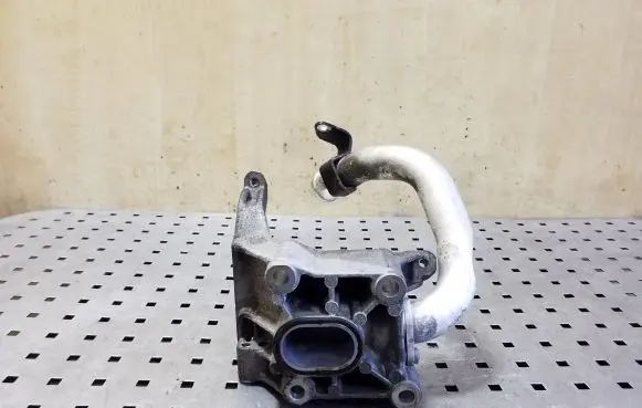 Porsche Cayenne (92A) A/C compressor mount bracket 059145169AN