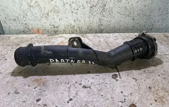 Peugeot Partner III Intercooler hose/pipe 9831710780