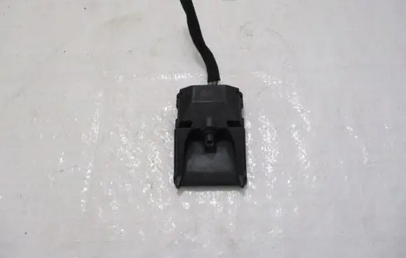 Windshield/windscreen camera