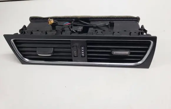 Audi A5 8T 8F Dash center air vent grill 8T1820951C