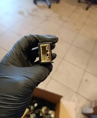 Mazda 626 Windscreen/window heater switch