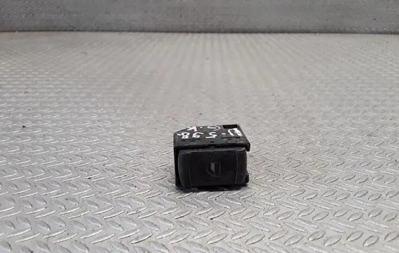 Volkswagen Golf IV Electric window control switch 3B0959855B