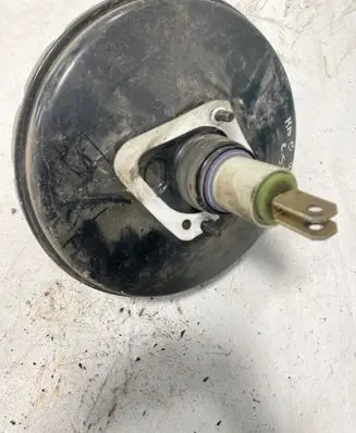 Mercedes-Benz E W210 Brake booster 0044302930 03776241014