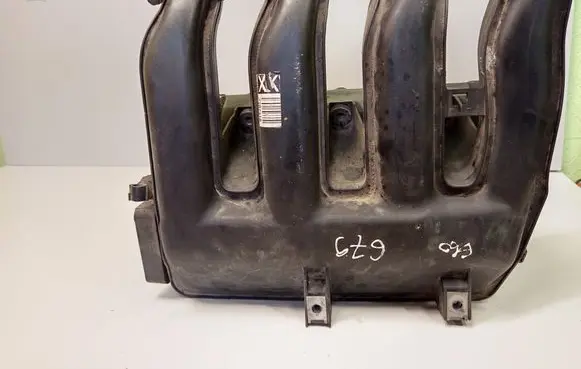 BMW 5 E60 E61 Intake manifold 11617787318 7787318 11617788194