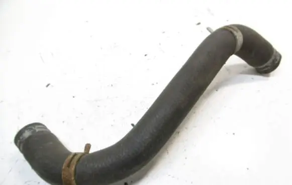 Dodge Magnum Engine coolant pipe/hose