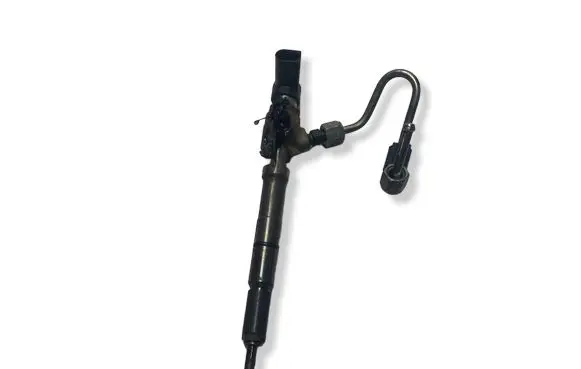 Volkswagen Jetta VI Fuel injector 03L130277B