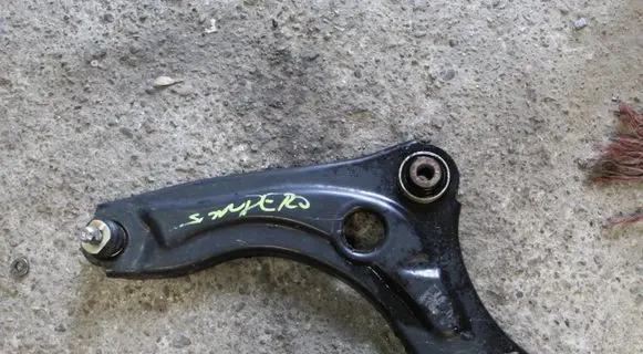 Dacia Sandero III Front control arm