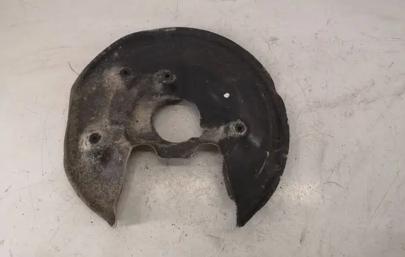Volkswagen PASSAT B6 Rear brake disc plate dust cover 3C0615611H