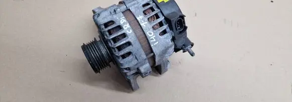 Hyundai i40 Generator/alternator 373002A800