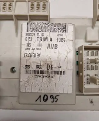 Ford C-MAX I Fuse module 3M5T14A073 031107