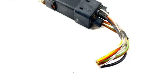 Jaguar XJ X308 Coolant fan relay LJA6702AA