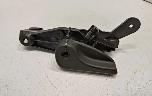 BMW X5 E70 Engine bonnet (hood) release handle 7148521 51437148521 7148523