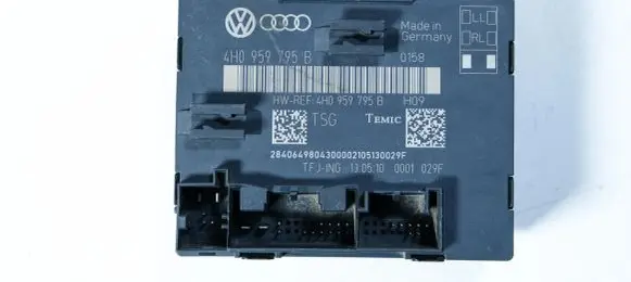 Audi A8 S8 D4 4H Door control unit/module 4H0959795B