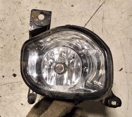 Toyota Avensis T250 Front fog light 1N19A479B 03292310
